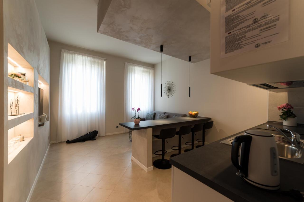 Dv Garda Suite Campione del Garda Exterior foto